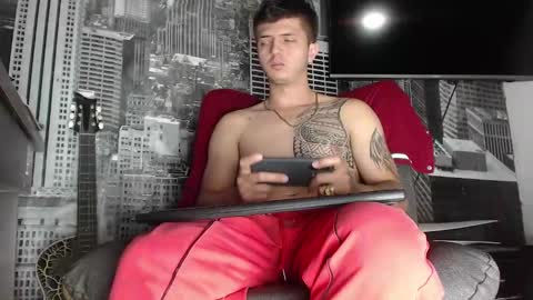 Snapshot of theangelmiguel chatting on 12/16/24, 03:51 Miguel Angel online show from 12/16/24, 03:51