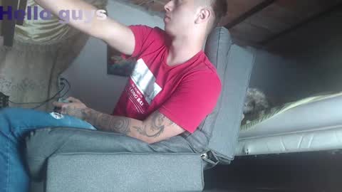Snapshot of theangelmiguel chatting on 02/17/25, 03:47 Miguel Angel online show from 02/17/25, 03:47