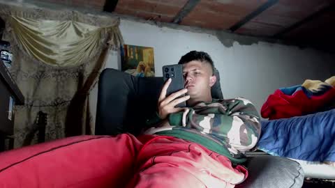 Snapshot of theangelmiguel chatting on 03/06/25, 07:03 Miguel Angel online show from 03/06/25, 07:03