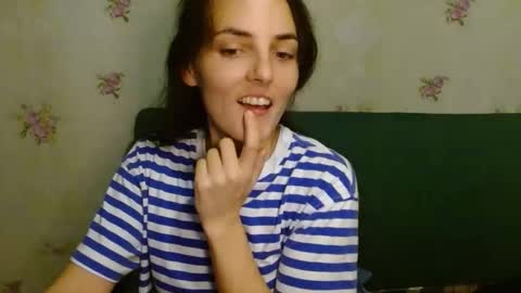 theanna510763 online show from 10/23/25, 07:23