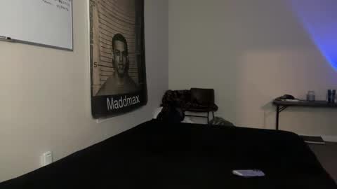 Snapshot of thebaileybrooks chatting on 10/02/25, 01:23 thebaileybrooks online show from 10/02/25, 01:23