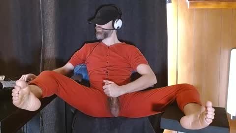 Blue and Red online show from 01/12/25, 04:40