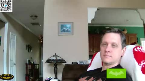 Snapshot of thebatandthecat10 chatting on 05/12/26, 12:02 ISABELLA or MATT online show from 05/12/26, 12:02