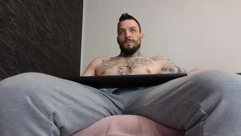 John online show from 02/14/25, 08:10