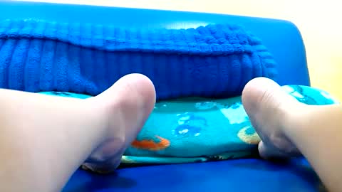    Karla    online show from 10/19/25, 06:14