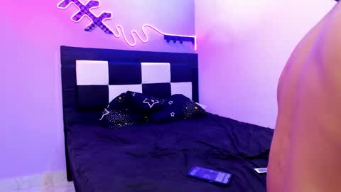 DEAN AND MARY online show from 11/25/25, 02:44