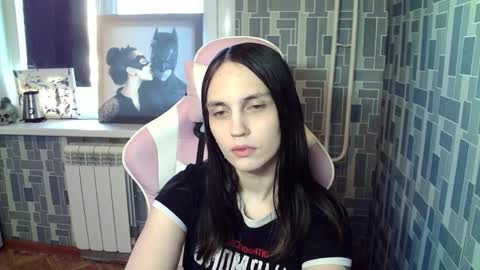 Snapshot of thebl4ckhearts chatting on 09/25/25, 03:54 Daria and Diana 3 online show from 09/25/25, 03:54