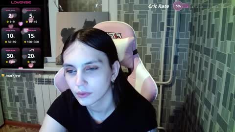 Snapshot of thebl4ckhearts chatting on 10/17/25, 07:05 Daria and Diana 3 online show from 10/17/25, 07:05