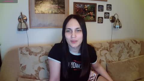 Snapshot of thebl4ckhearts chatting on 02/15/26, 03:31 Daria and Diana 3 online show from 02/15/26, 03:31
