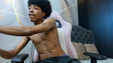 Snapshot of theblackflavor chatting on 07/07/26, 01:59 Flavor online show from 07/07/26, 01:59