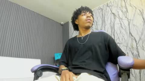Snapshot of theblackflavor chatting on 07/19/26, 01:37 Flavor online show from 07/19/26, 01:37