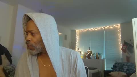 Snapshot of theblacklordmaster chatting on 12/10/24, 03:22 theblacklordmaster online show from 12/10/24, 03:22