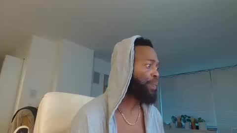 Snapshot of theblacklordmaster chatting on 10/14/25, 12:17 theblacklordmaster online show from 10/14/25, 12:17