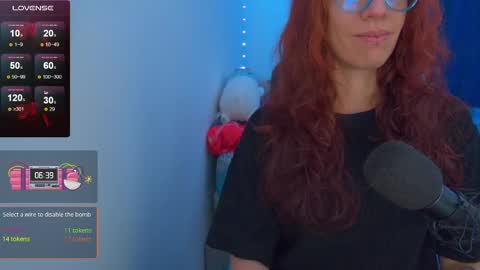 Snapshot of thecherry_paulette chatting on 04/27/26, 02:09 Paulette online show from 04/27/26, 02:09