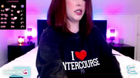 Snapshot of thecrystalcream chatting on 03/04/26, 06:58 thecrystalcream online show from 03/04/26, 06:58