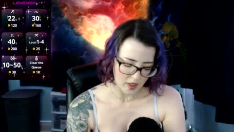 Snapshot of thedaisymoon chatting on 03/02/25, 01:26 thedaisymoon online show from 03/02/25, 01:26