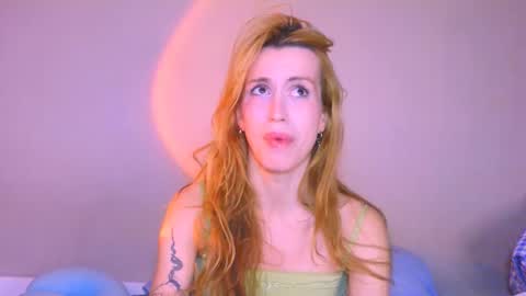 Snapshot of thedollxxxperience chatting on 01/31/26, 08:40 Yolanda online show from 01/31/26, 08:40