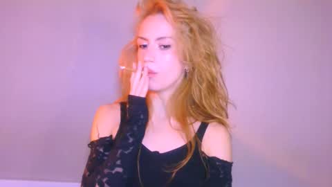 Snapshot of thedollxxxperience chatting on 02/03/26, 06:02 Yolanda online show from 02/03/26, 06:02