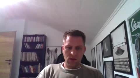 Snapshot of thedon2123 chatting on 10/30/25, 04:30 thedon2123 online show from 10/30/25, 04:30