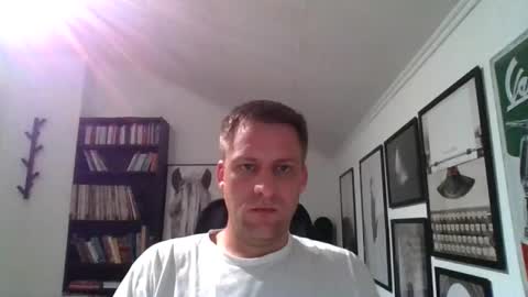 Snapshot of thedon2123 chatting on 11/03/25, 03:57 thedon2123 online show from 11/03/25, 03:57