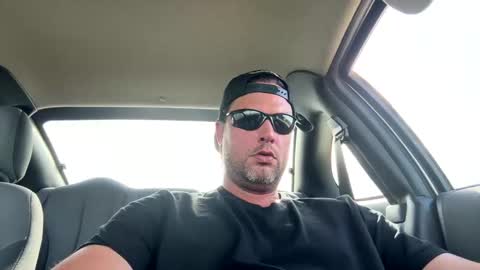 Carter Bates online show from 09/27/25, 07:52