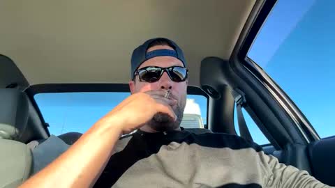 Carter Bates online show from 10/28/25, 07:49