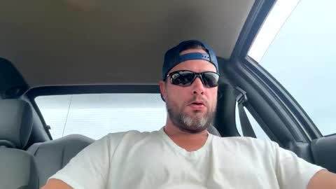 Carter Bates online show from 11/18/25, 09:30