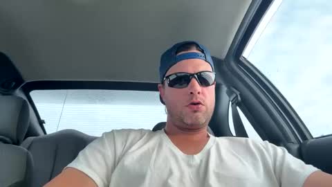 Carter Bates online show from 11/28/25, 09:50