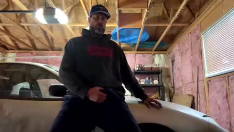 Carter Bates online show from 04/22/26, 10:11