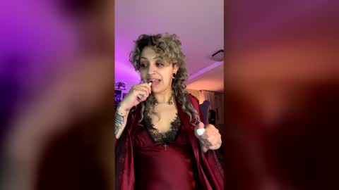 KIng Venus online show from 04/19/26, 02:33