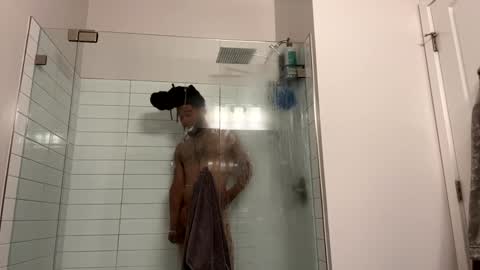 Snapshot of theekingcapo chatting on 12/30/24, 05:26 king capo thee online show from 12/30/24, 05:26