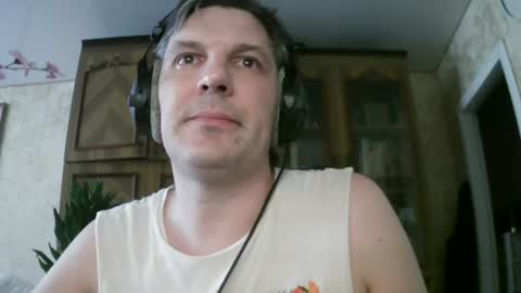 Snapshot of theemperoroftheuniverse chatting on 07/19/26, 07:12 The Emperor of the Universe online show from 07/19/26, 07:12