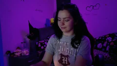 TheFarmergirl online show from 11/08/25, 04:45