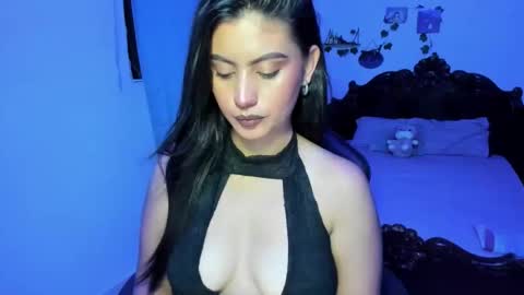 Snapshot of thefenix_jyk chatting on 04/11/26, 12:59 Ariamapola88 online show from 04/11/26, 12:59