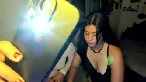 Snapshot of thefenix_jyk chatting on 06/26/26, 01:43 Ariamapola88 online show from 06/26/26, 01:43