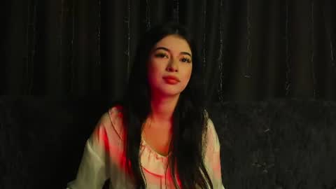 Snapshot of thegirlyoullcomebackto chatting on 06/18/26, 06:12 Anora online show from 06/18/26, 06:12