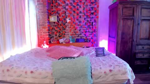 Goldie online show from 11/09/25, 03:10