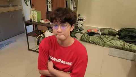 Green online show from 01/06/26, 04:49