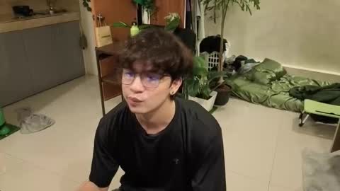 Green online show from 02/23/26, 09:01