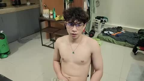 Green online show from 04/07/26, 09:32