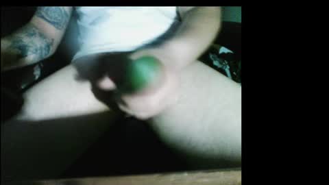 Snapshot of thehammer21992 chatting on 06/02/26, 12:56 dontbeshybby online show from 06/02/26, 12:56