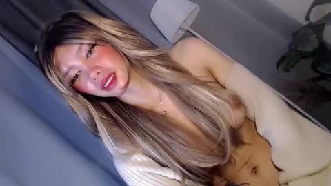 laisa online show from 05/27/26, 01:35