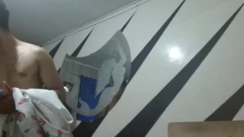 thehousedog online show from 03/12/25, 04:02