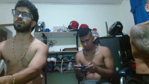 thehousedog online show from 03/28/26, 01:05