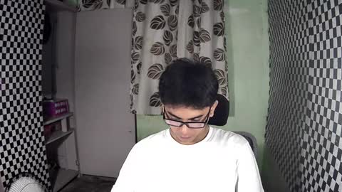 Xerxis online show from 12/04/24, 01:42