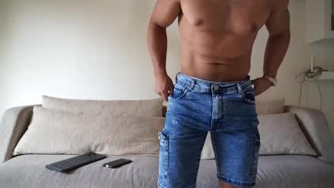 Snapshot of theinderhoot chatting on 03/15/26, 07:20 theinderhoot online show from 03/15/26, 07:20