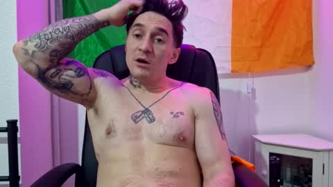 theirishbull11 online show from 10/26/25, 03:18