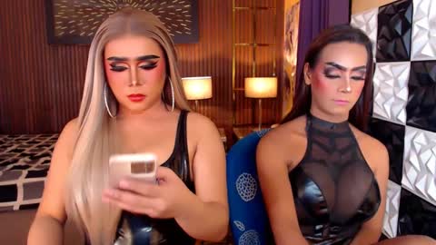 Paula online show from 04/18/26, 08:07