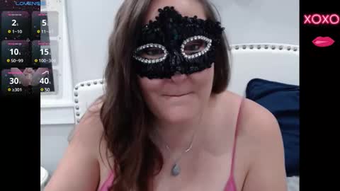 Snapshot of thelipsdown chatting on 01/04/25, 11:06 Lacey online show from 01/04/25, 11:06