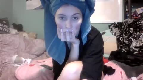 Little Bambii online show from 12/15/24, 10:26